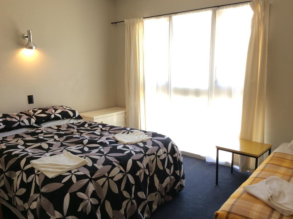 Acacia Park Motel Whanganui Room photo