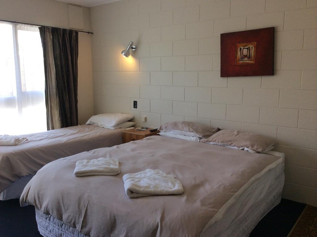 Acacia Park Motel Whanganui Room photo